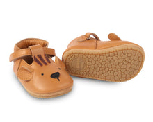 Load image into Gallery viewer, Donsje Spark Classic Shoes - Tiger