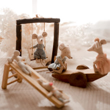 Load image into Gallery viewer, QToys Doll Playground Set