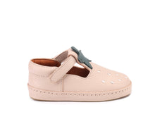 Load image into Gallery viewer, Donsje Bowi Shoes - Strawberry (Kids' Size)
