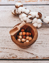 Load image into Gallery viewer, QToys Large Wooden Scoop