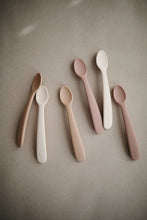 Load image into Gallery viewer, Mushie Silicone Feeding Spoons 2-Pack - Blush/Shifting Sand