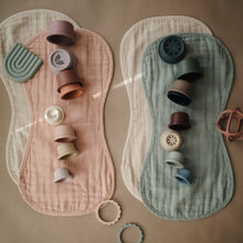 Load image into Gallery viewer, Mushie Muslin Burp Cloth Organic Cotton 2-Pack - Blush/Fog