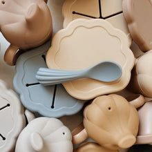Load image into Gallery viewer, Konges Sløjd Silicone Clam Set - Terracotta