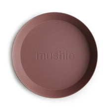 Load image into Gallery viewer, Mushie Round Plates Set - Woodchuck