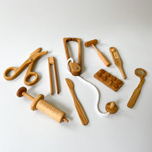 Load image into Gallery viewer, Poltora Stolyara Doctor Set