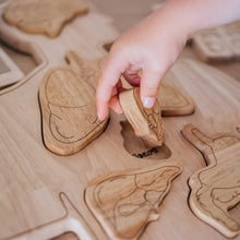 Load image into Gallery viewer, QToys Wooden Anatomy Puzzle