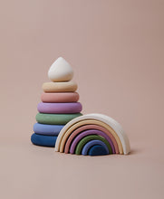 Load image into Gallery viewer, Raduga Grëz White Outside Colorful Inside Arch