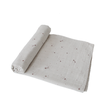 Load image into Gallery viewer, Mushie Organic Muslin Swaddle - Falling Stars