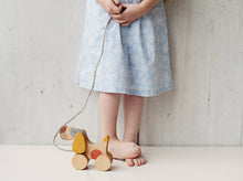 Load image into Gallery viewer, Friendly Toys Terrier Pull Toy