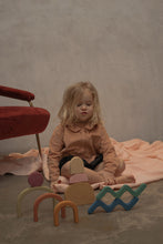 Load image into Gallery viewer, Raduga Grëz Shapes Building Blocks