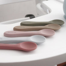 Load image into Gallery viewer, Foxx &amp; Willow All Silicone Spoon - Cloud Grey
